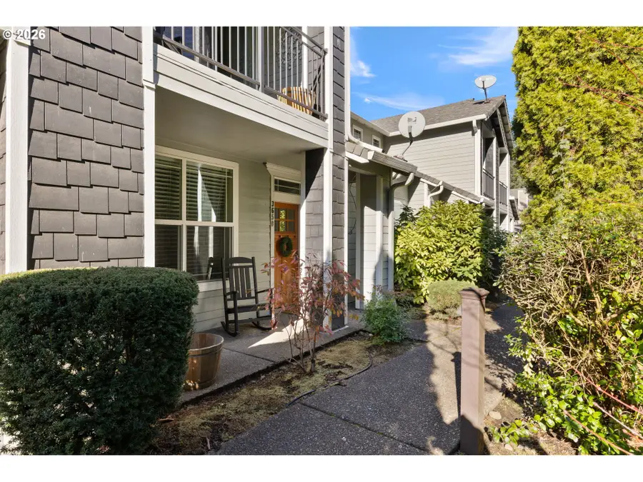 3650 Summerlinn Dr, West Linn, OR 97068 - #3