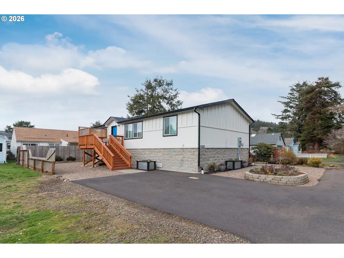 6269 SW Jetty Ave, Lincoln City, OR 97367 - #1