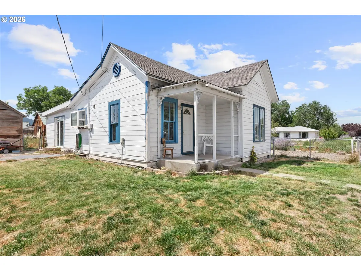 1829 Chestnut St, Baker City, OR 97814 - #1