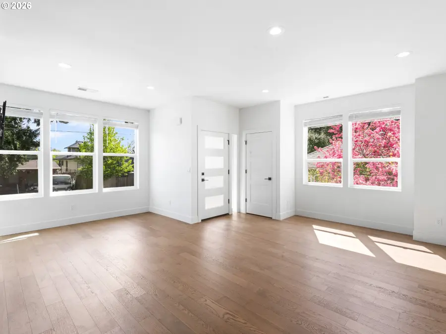 5623 N Gay Ave #2, Portland, OR 97217 - #2