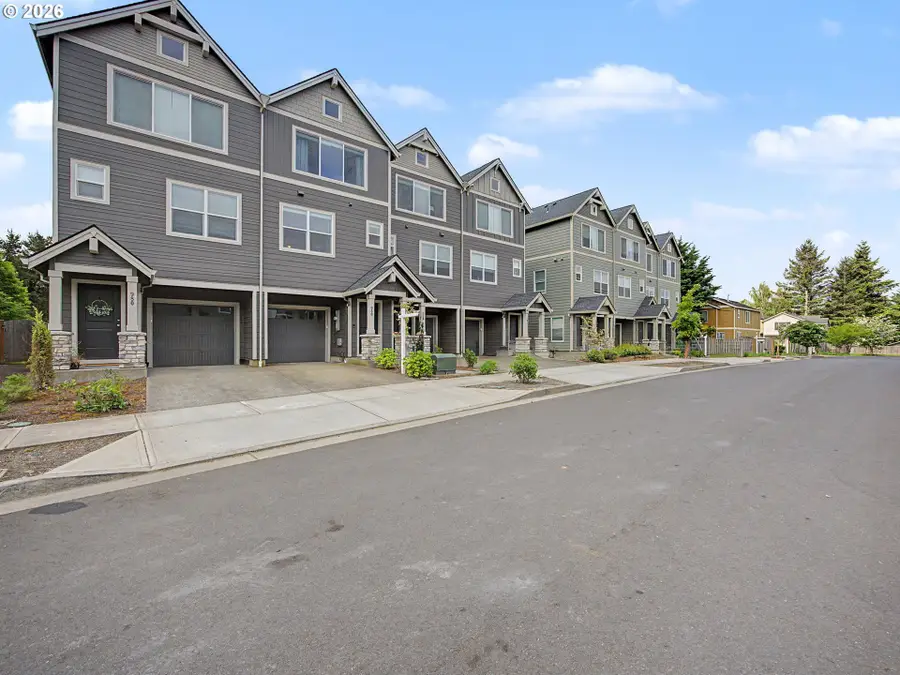 988 SW 2nd Way, Troutdale, OR 97060 - #3