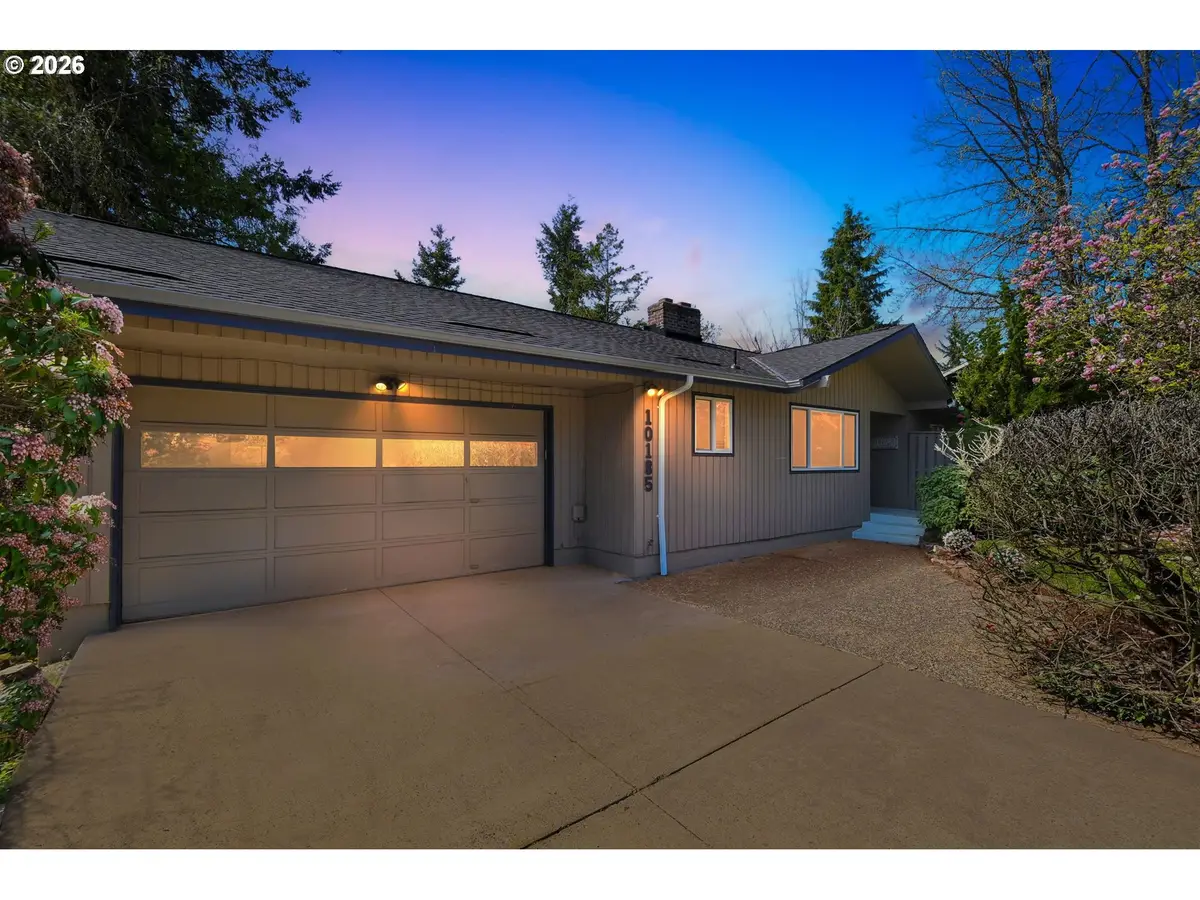 10185 SE Walnut Dr, Happy Valley, OR 97086 - #1