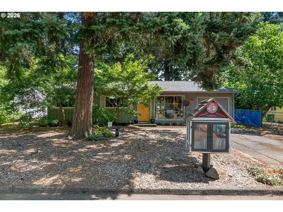 2032 SE 147th Ave, Portland, OR 97233 - #2
