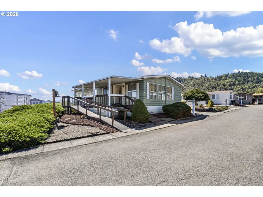 502 Shadow Ranch Ln, Roseburg, OR 97470 - #2