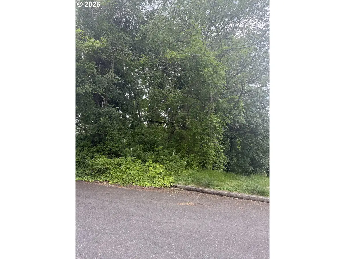 9821 SW 34th Pl, Portland, OR 97219 - #1