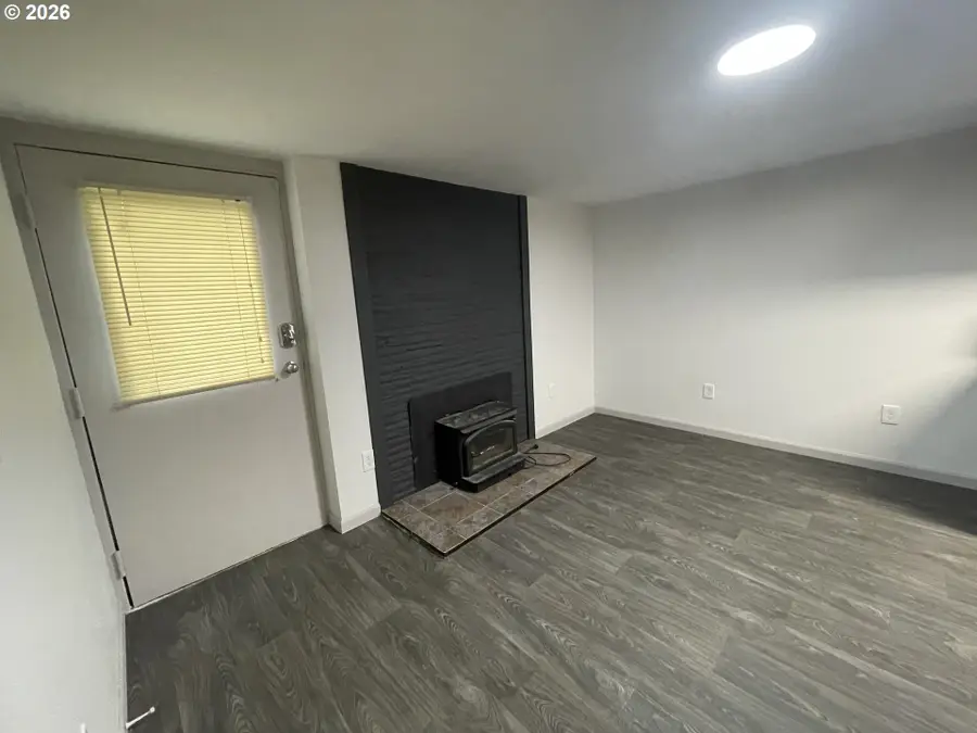 144 SE 85th Ave, Portland, OR 97216 - #3