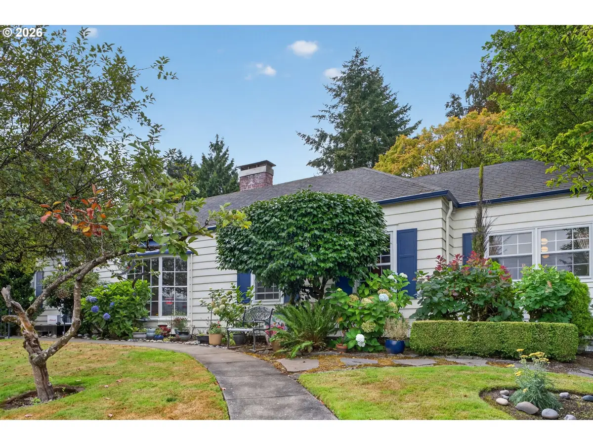 660 SW Evans St, Portland, OR 97219 - #1