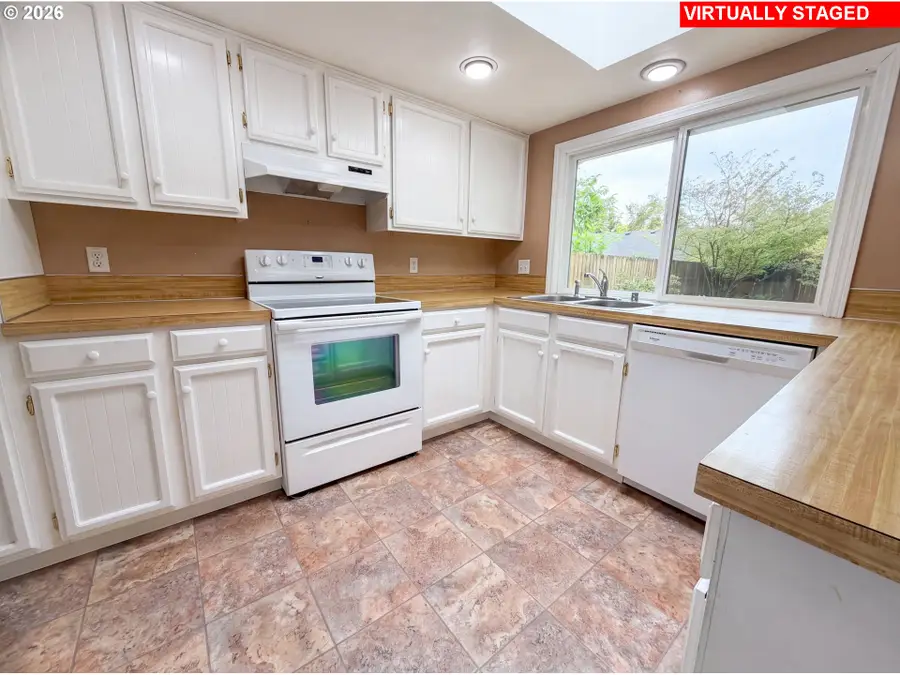 2908 NE 103rd Ave, Vancouver, WA 98662 - #2