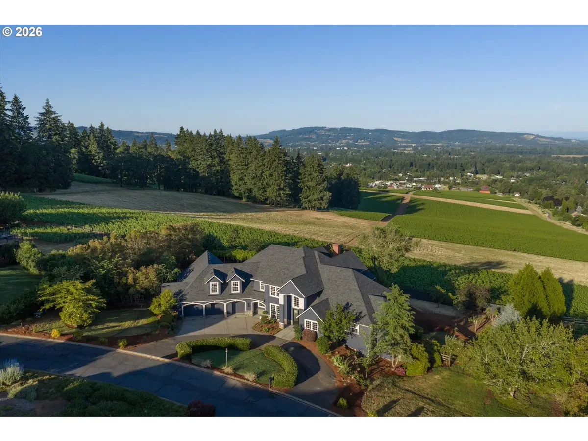 351 NW Alder St, Dundee, OR 97115 - #1