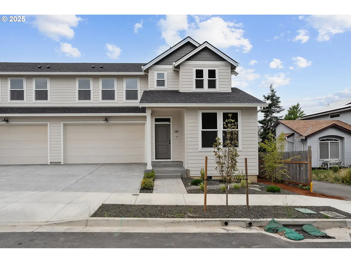191 SE Acacia Dr, Gresham, OR 97080 - Image #1