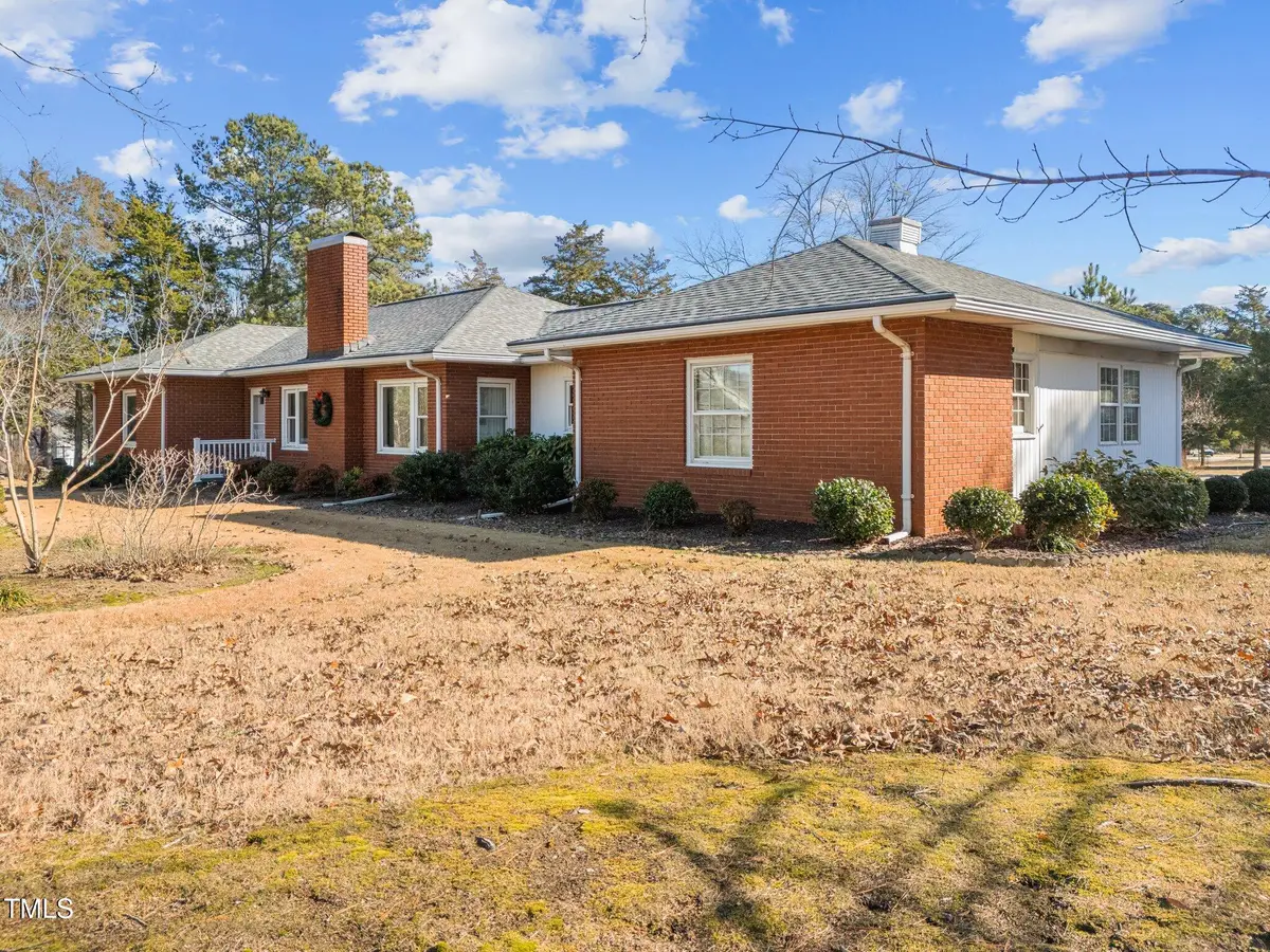 216 W Thorndale Street, Oxford, NC 27565 - #1