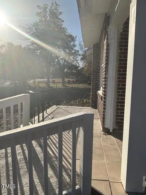 201 W Highland Avenue, Kinston, NC 28501 - Image #3