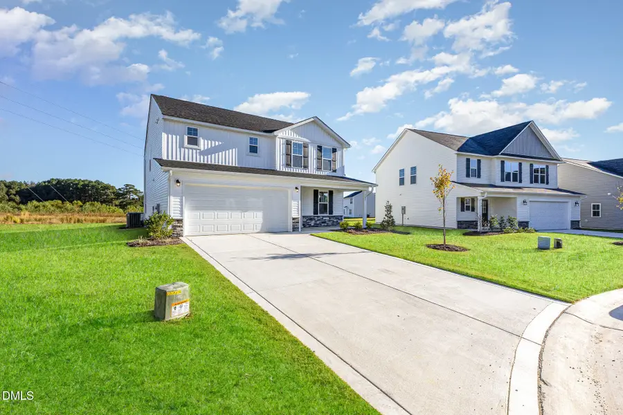 82 W Emily Gardens Drive, Selma, NC 27576 - Image #2