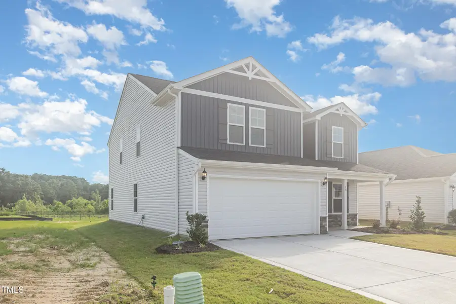 18 W Emily Gardens Drive, Selma, NC 27576 - Image #2