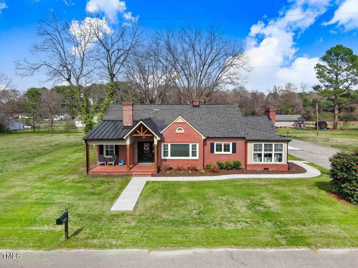 305 E First Street, Princeton, NC 27569 - Image #1