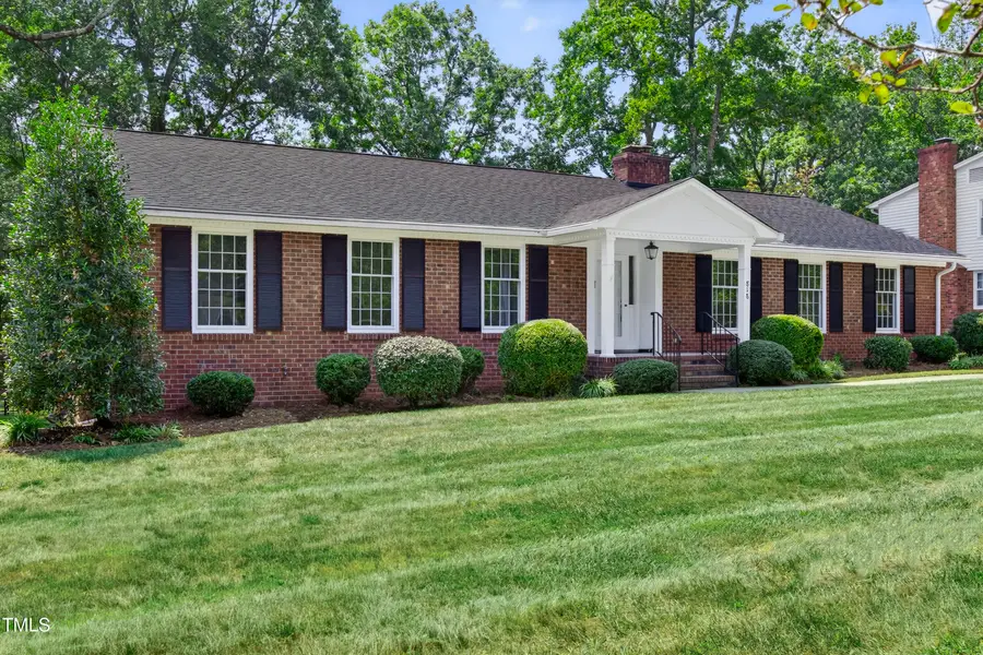 818 Colonial Drive, Burlington, NC 27215 - #2