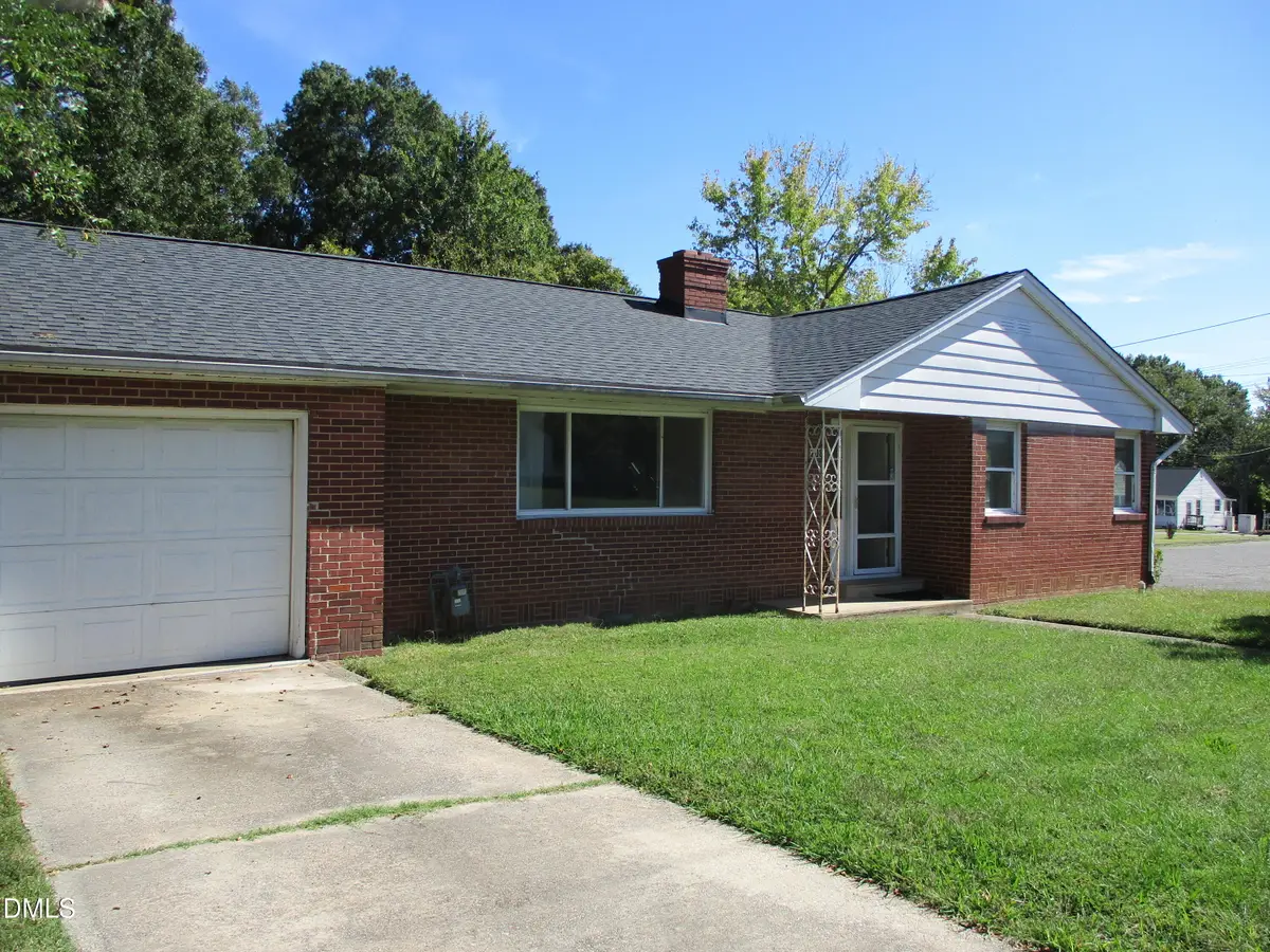 208 S St. John Street, Burlington, NC 27217 - Image #1