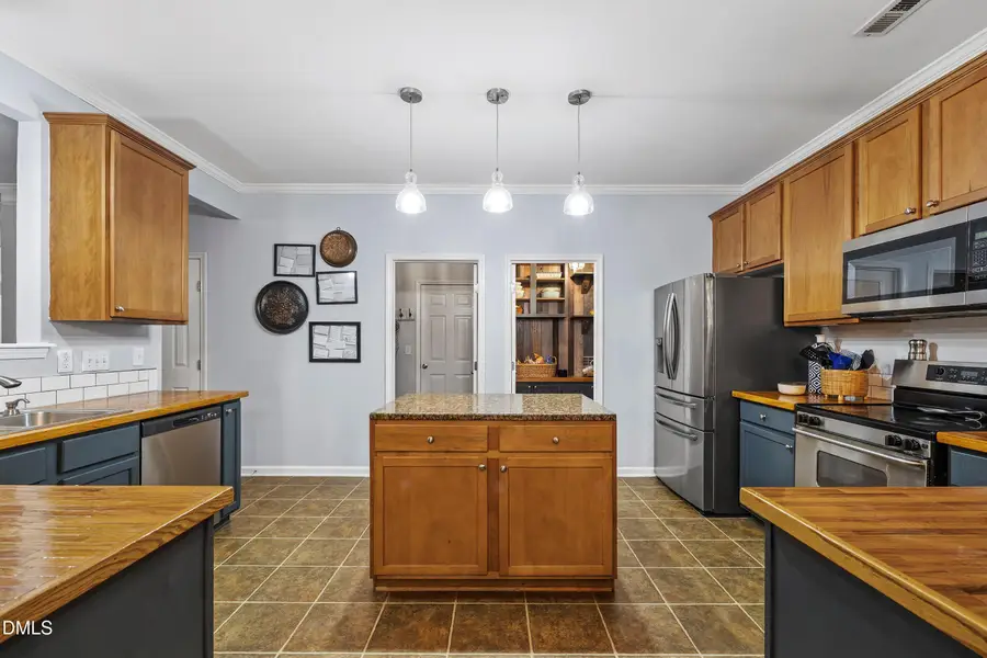 218 River Hills Drive, Clayton, NC 27527 - Image #3