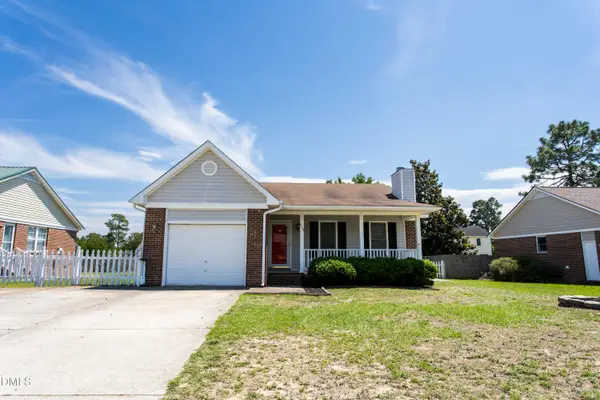 613 Sunnybrook Drive, Hope Mills, NC 28348