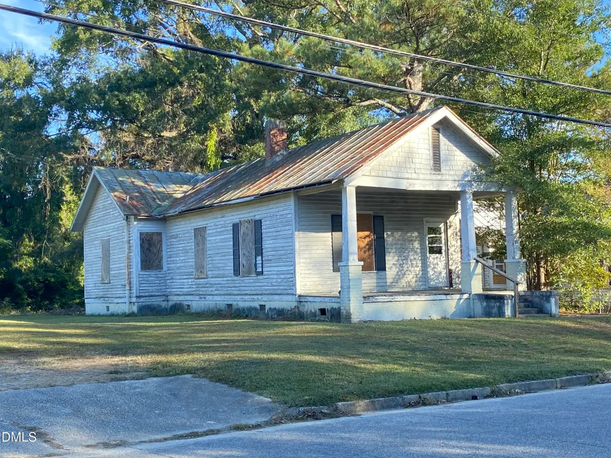 211 Fairview Avenue Sw, Wilson, NC 27893 - Image #1