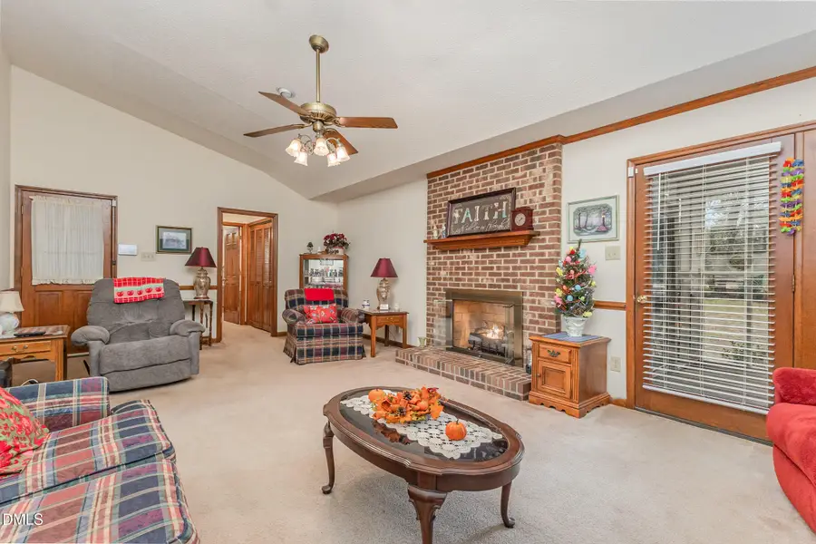 390 Sandy Ridge Road, Dunn, NC 28334 - Image #3