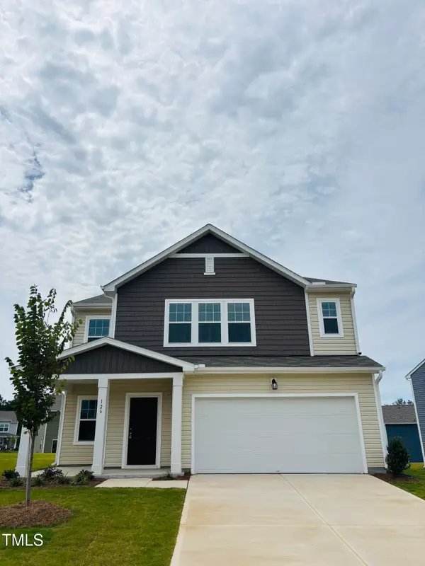 211 Bedstone Way, Clayton, NC 27520