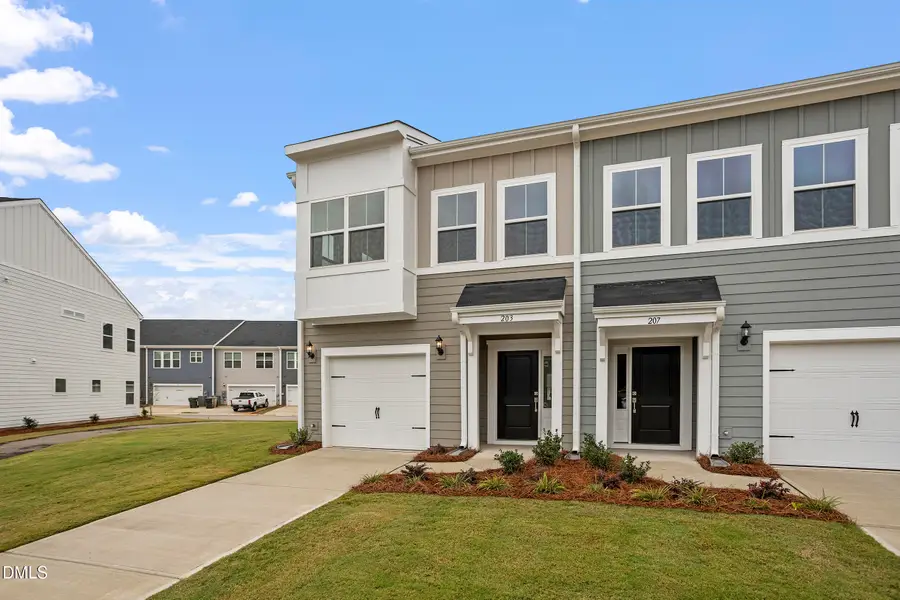 203 Central Townes Way #320, Raleigh, NC 27603 - Image #2
