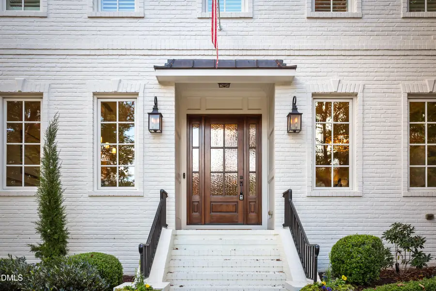 2900 Glenanneve Place, Raleigh, NC 27608 - Image #2