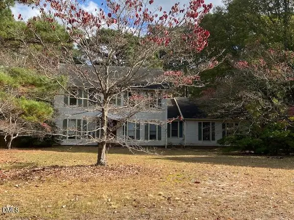 312 Edinboro Drive, Southern Pines, NC 28387