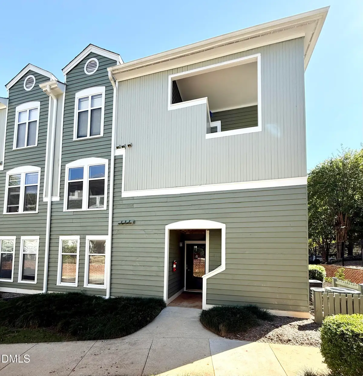 1101 Parkridge #107, Raleigh, NC 27605 - Image #1