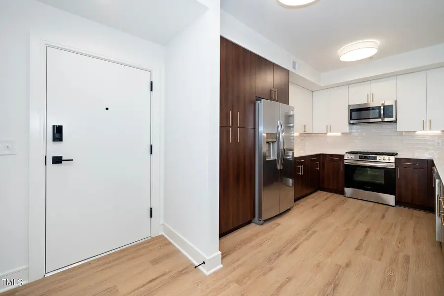 615 W Peace Street #306, Raleigh, NC 27605 - Image #2