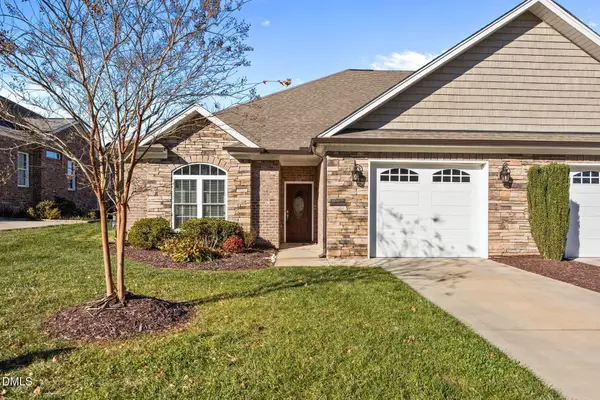 2084 Lake Point Drive, Graham, NC 27253