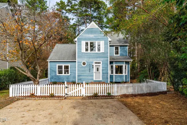 1725 Briarforest Place, Raleigh, NC 27615