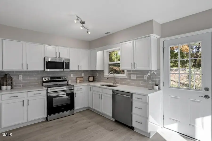 807 Shari Court, Durham, NC 27704 - Image #3