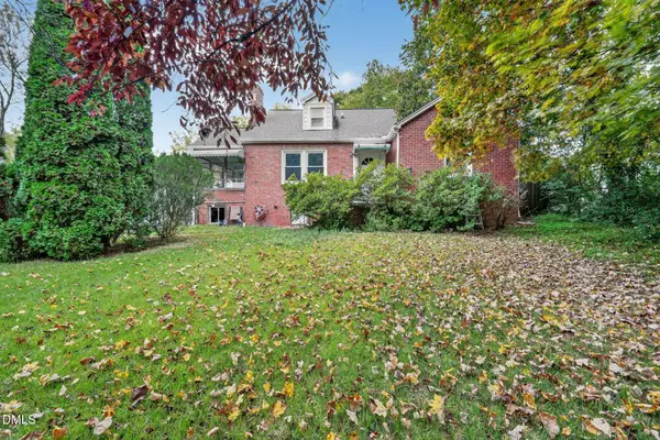 206 S Bellvue Street, Hillsborough, NC 27278