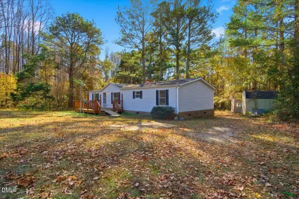 1429 Country Pond Lane, Willow Springs, NC 27592