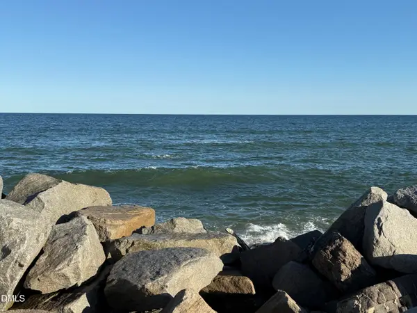 400 Virginia Avenue, Carolina Beach, NC 28428