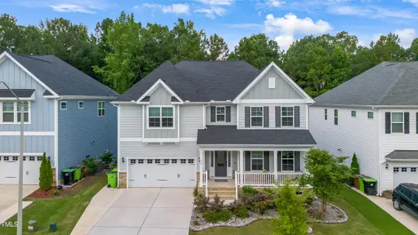 425 Cahors Trail, Holly Springs, NC 27540