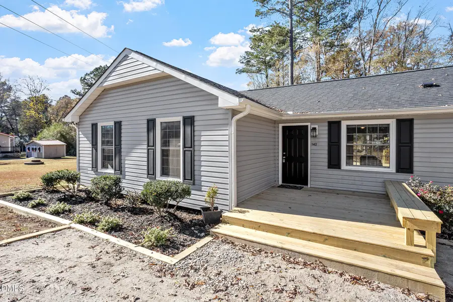 142 W Haywood Street, Wendell, NC 27591 - Image #2