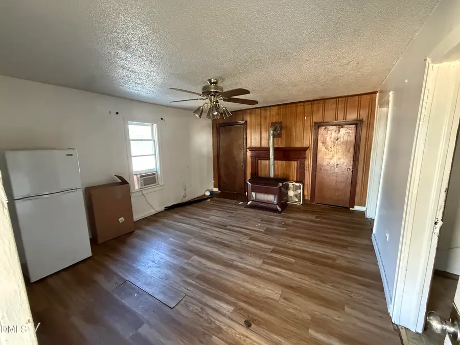 906 N Magnolia Avenue, Dunn, NC 28334 - Image #2