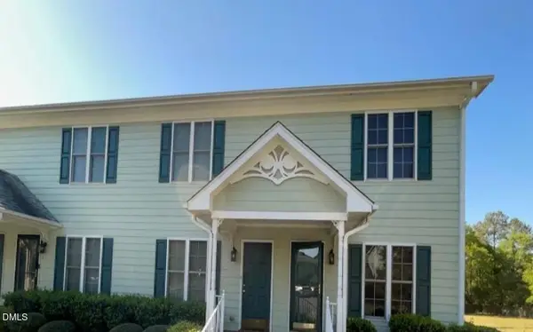 841 Capitol Pear Lane, Fayetteville, NC 28301