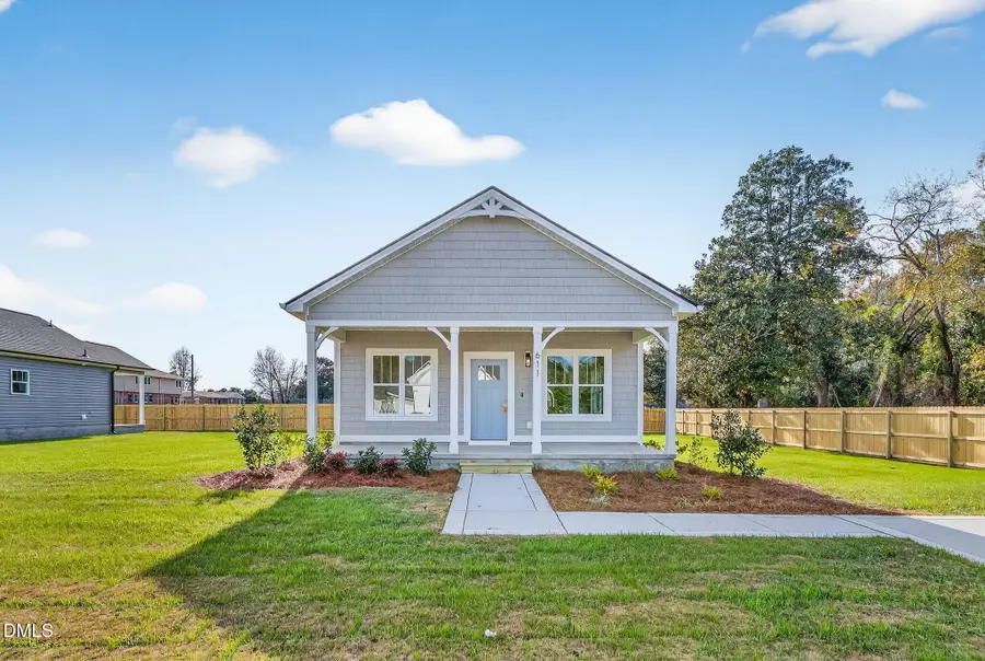 611 W Godwin Street, Dunn, NC 28334 - Image #2