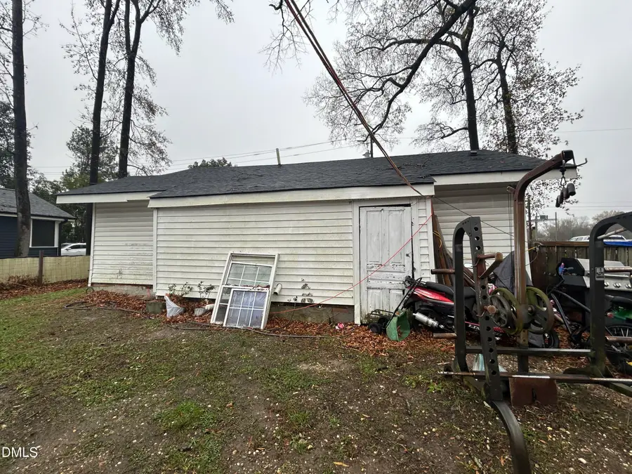 903 N Fayetteville Avenue, Dunn, NC 28334 - Image #2