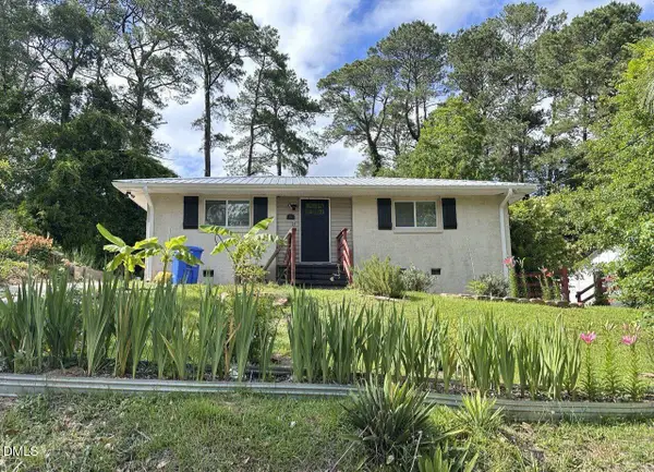 111 Buckingham Avenue, Fayetteville, NC 28301