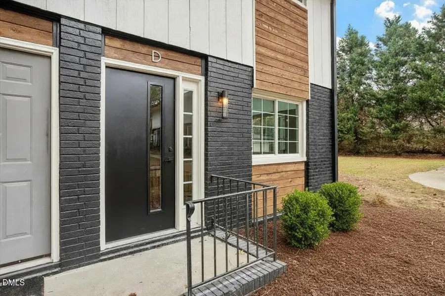 2612 Noble Road #D, Raleigh, NC 27608 - Image #2