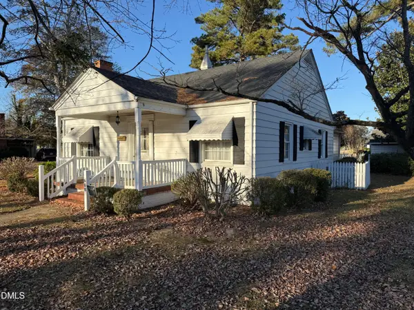 608 W Parrish Drive, Benson, NC 27504