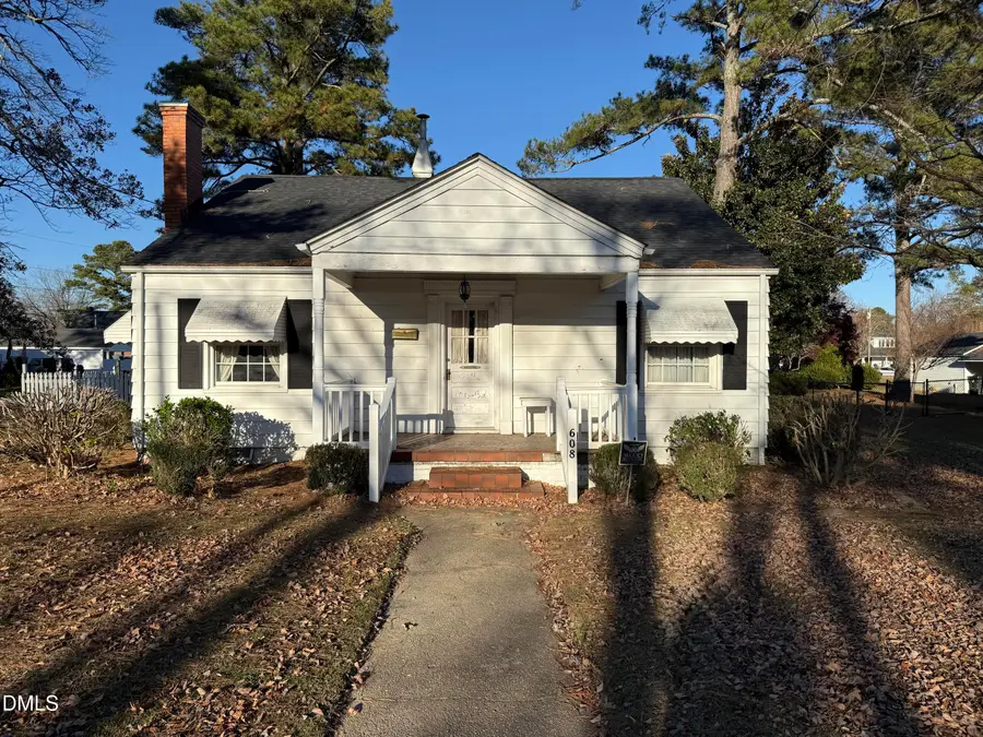 608 W Parrish Drive, Benson, NC 27504 - Image #3