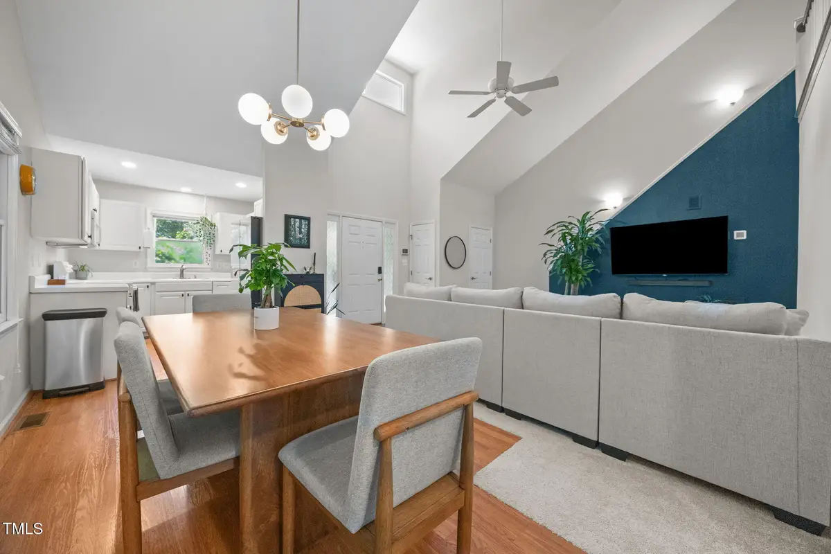 305 Mcgregor Drive #Unit B, Chapel Hill, NC 27514 - Image #1