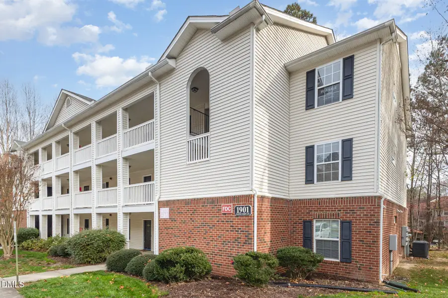 1901 Trailwood Heights Lane #204, Raleigh, NC 27603 - Image #2