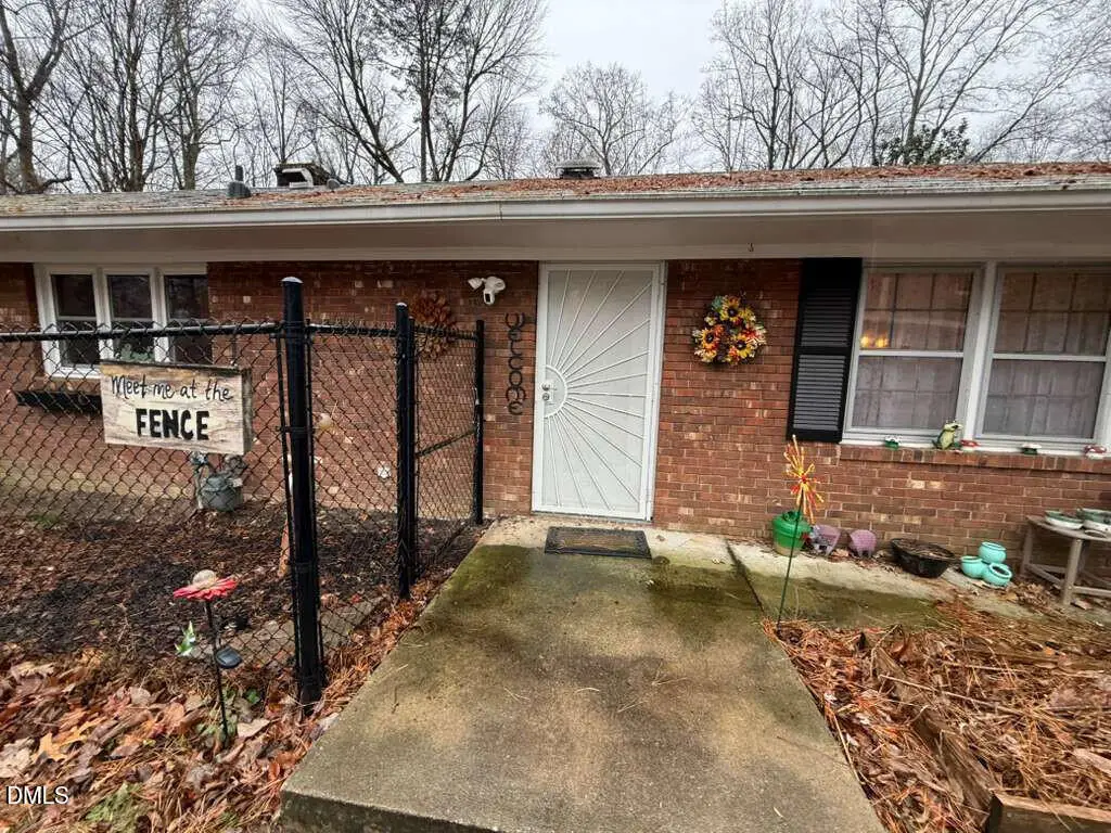 314 Willowood Drive, Henderson, NC 27536 - Image #1